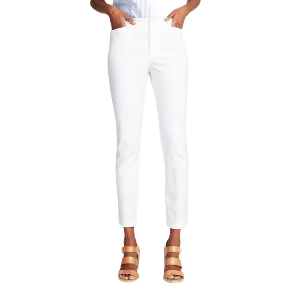 Mid-Rise Pixie Chino Straight-Leg Ankle Pants